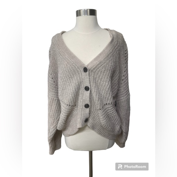 American Eagle Outfitters Sweaters - American eagle cardigan